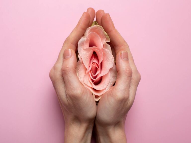 Representação de vulva com flor